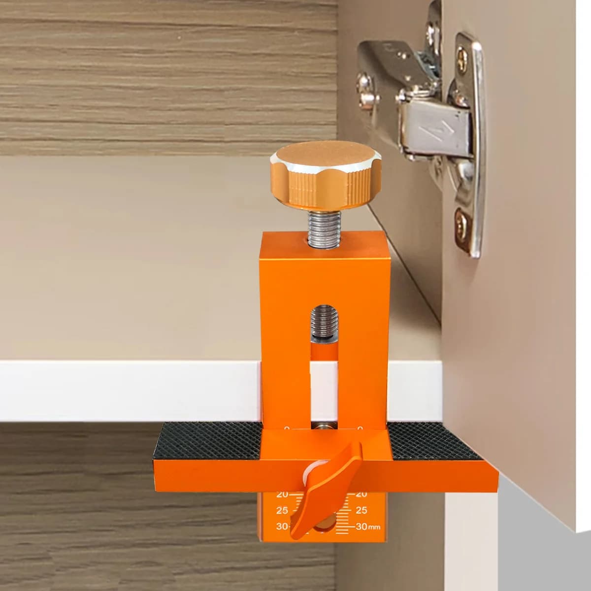 Ayarlanabilir Ahşap Dolap Kapısı Montaj Aparatı, 7-40mm